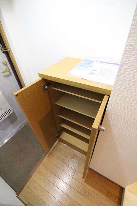物件内観写真17　(靴箱)