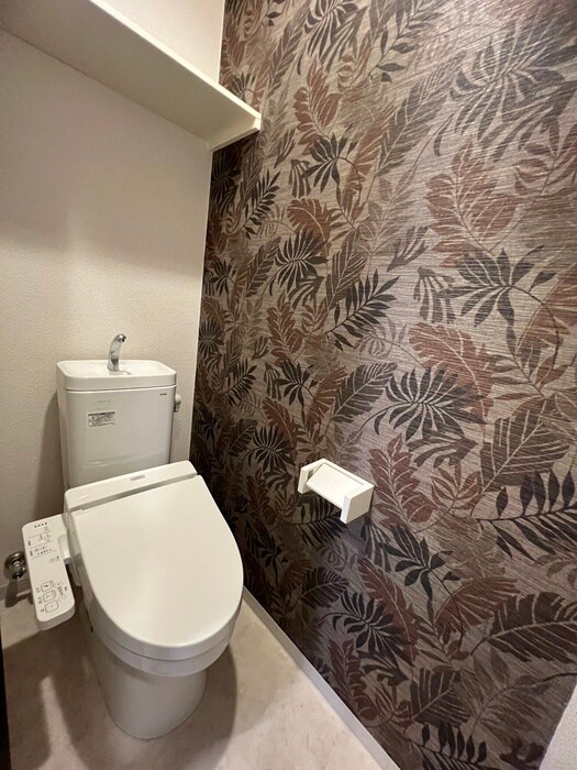 物件内観写真5　(トイレ)