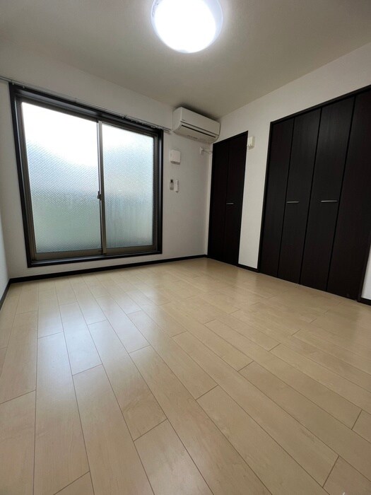 物件内観写真11　(居室)