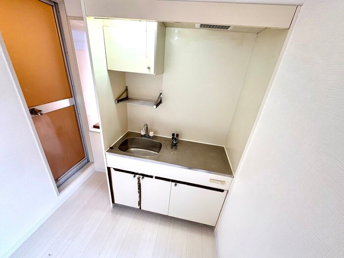 物件内観写真8　(キッチン)