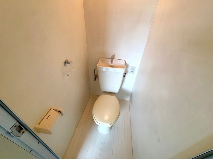 物件内観写真10　(トイレ)