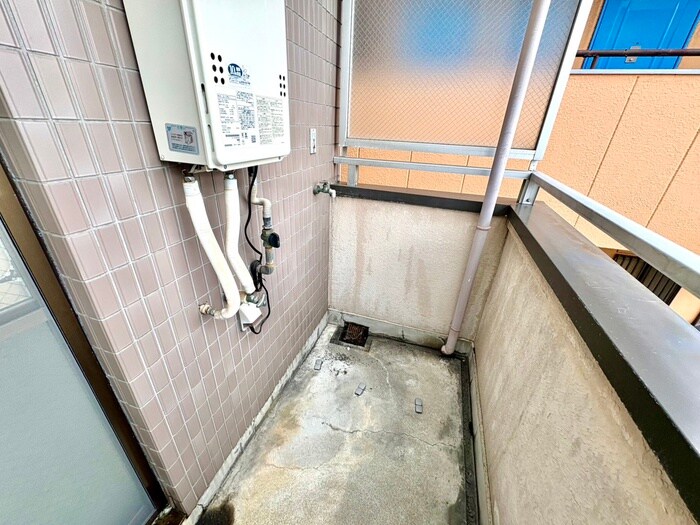 物件内観写真18　(洗濯機置場)