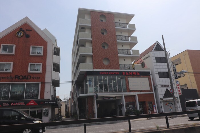 物件外観写真5　(外観写真)