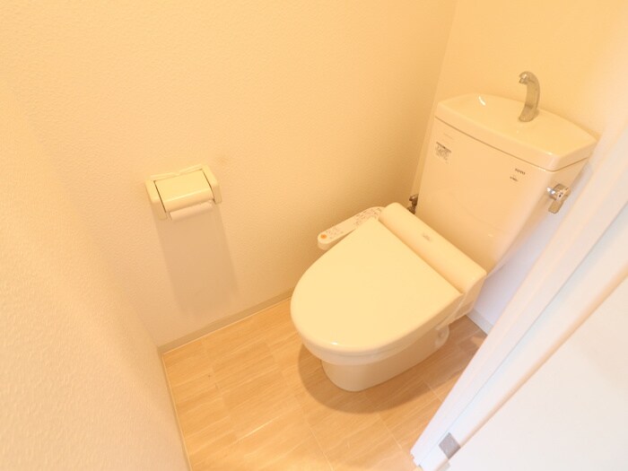 物件内観写真12　(トイレ)