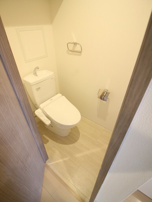 物件内観写真10　(トイレ)