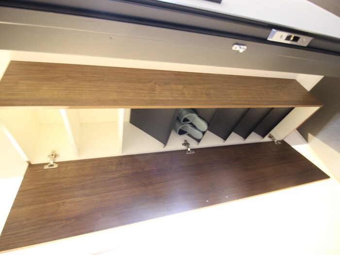 物件内観写真18　(靴箱)