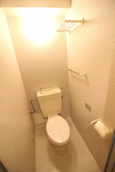 物件内観写真11　(トイレ)