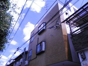 ロイヤルハイツ外観写真