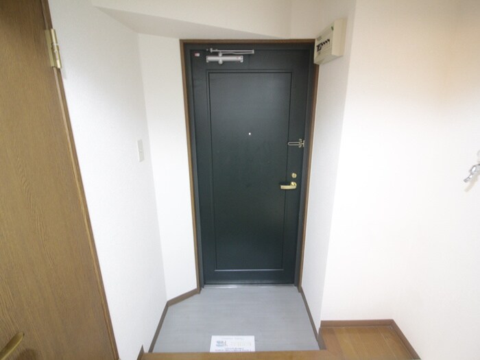 物件内観写真19　(玄関)
