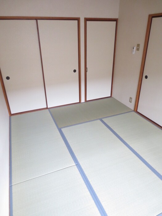 物件内観写真18　(居室)