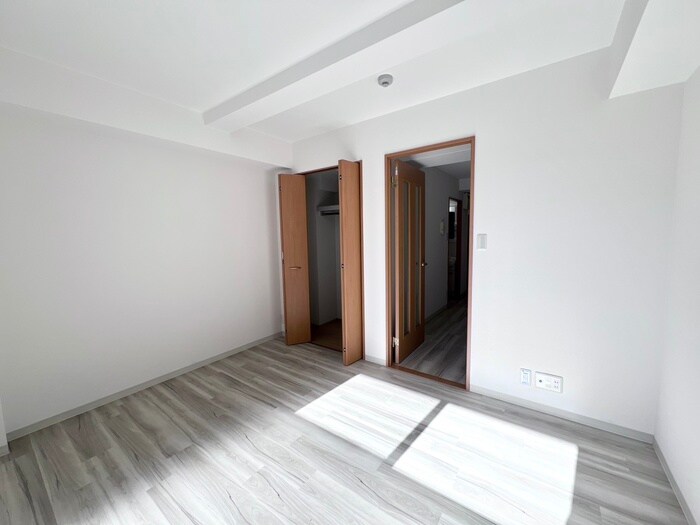 物件内観写真8　(居室)