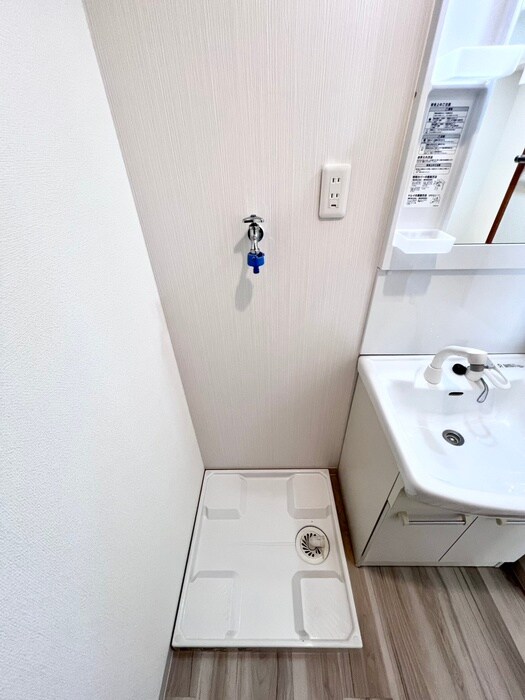 物件内観写真15　(洗濯機置場)