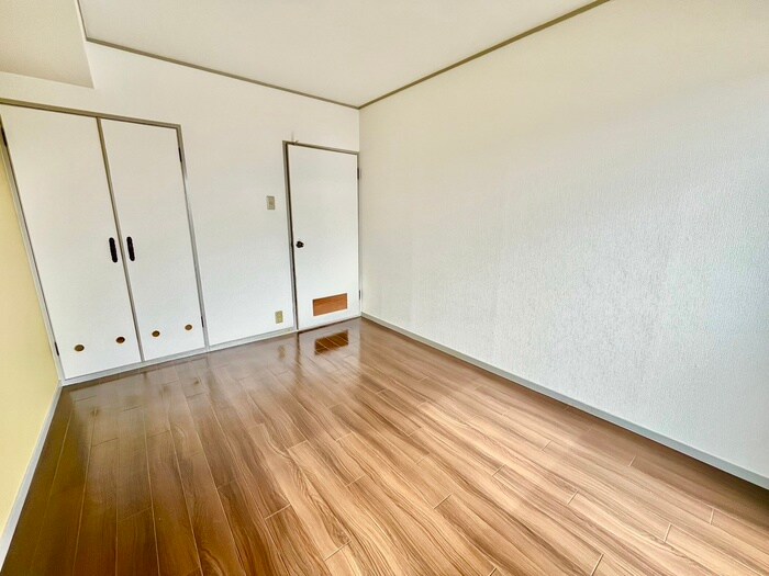 物件内観写真16　(居室)