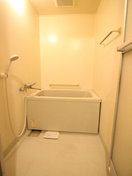 物件内観写真12　(バス／シャワールーム等)