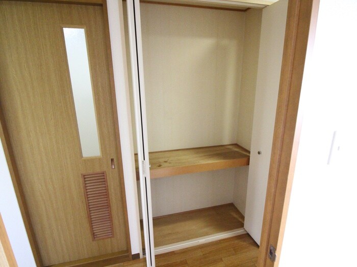 物件内観写真17　(収納)