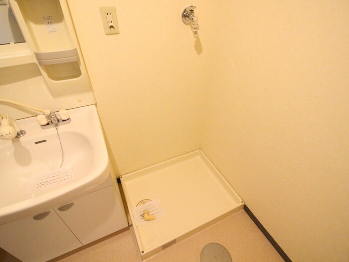 物件内観写真19　(洗濯機置場)