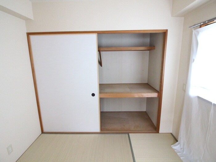 物件内観写真22　(収納)