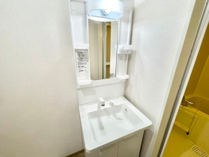 物件内観写真9　(洗面)