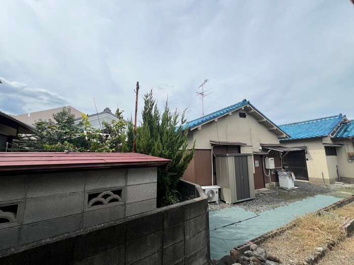 物件内観写真20　(室内からの展望)