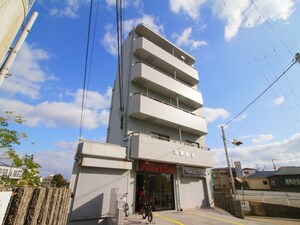 川原ビル外観写真