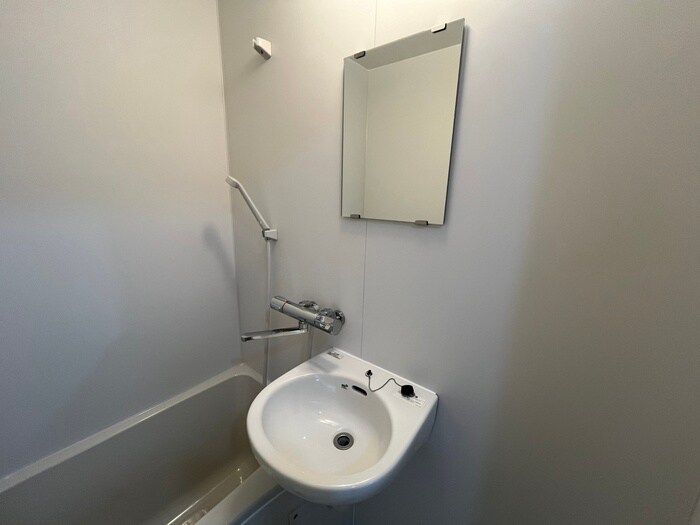 物件内観写真10　(洗面)