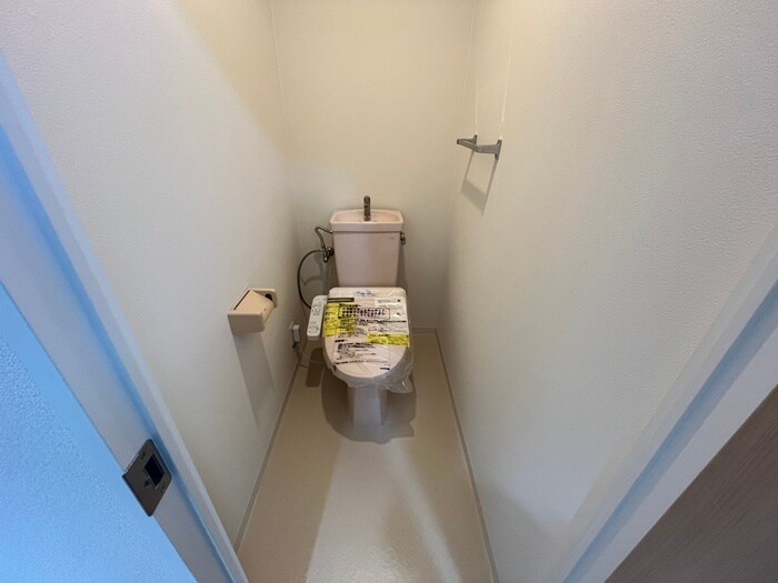 物件内観写真11　(トイレ)