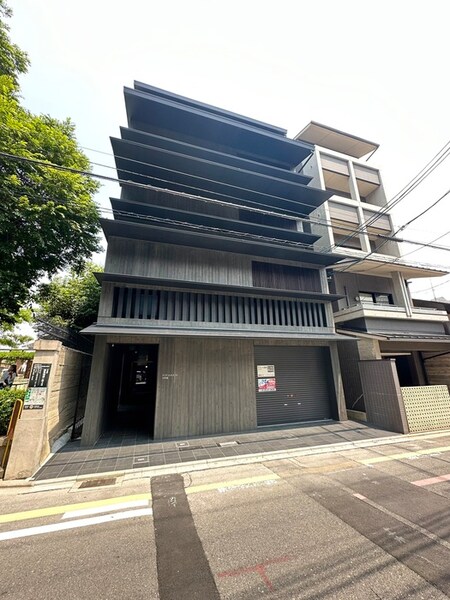 パーシモン御所南外観写真