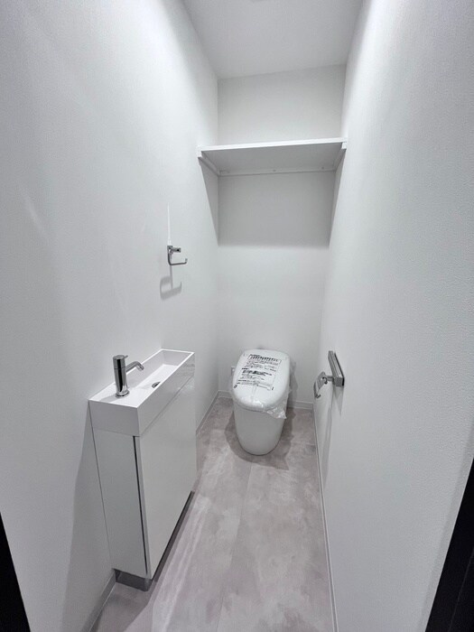 物件内観写真11　(トイレ)