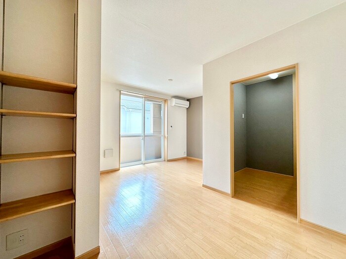 物件内観写真21　(居室)