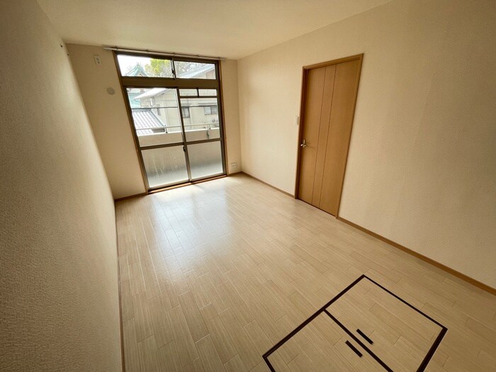 物件内観写真7　(居室)