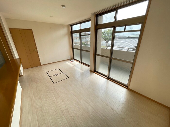 物件内観写真10　(居室)