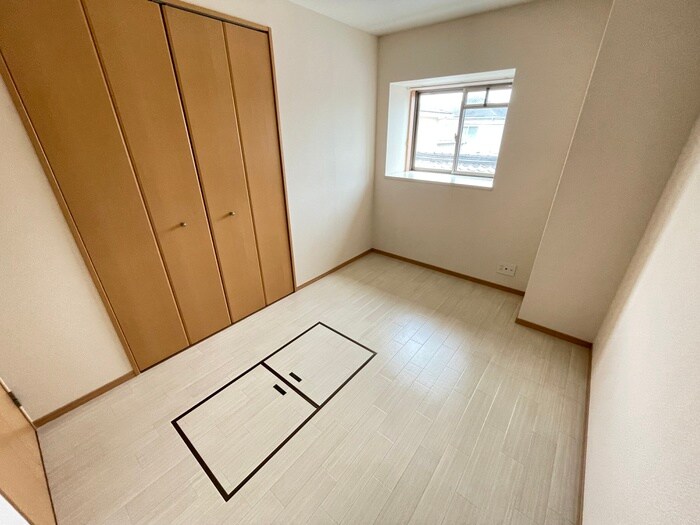 物件内観写真11　(居室)