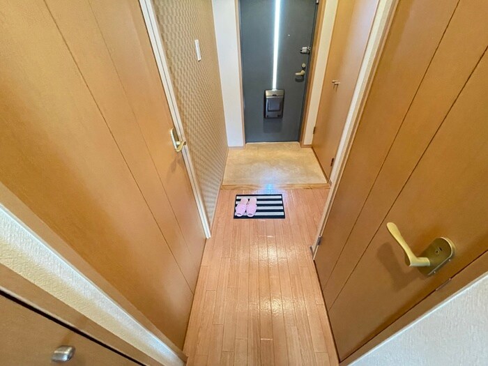 物件内観写真22　(廊下)