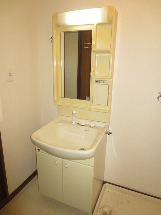 物件内観写真8　(洗面)