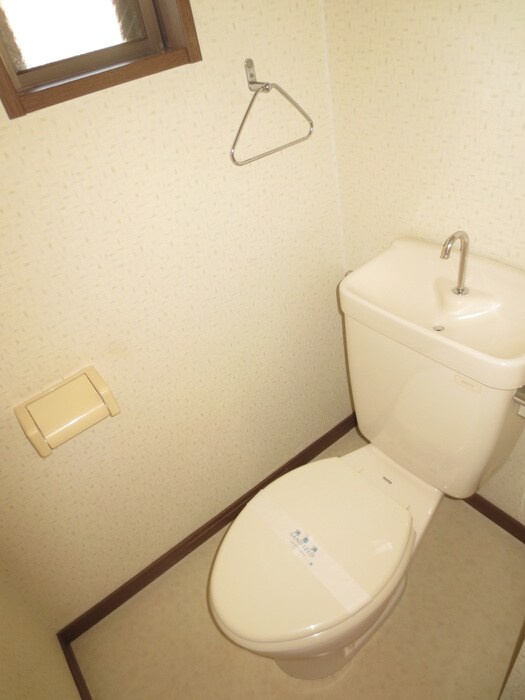 物件内観写真9　(トイレ)