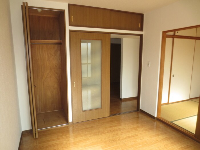 物件内観写真12　(居室)