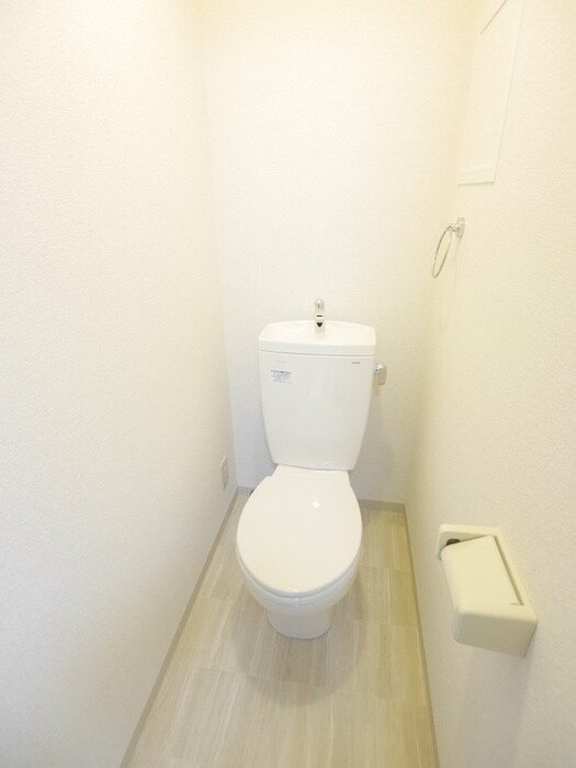 物件内観写真12　(トイレ)