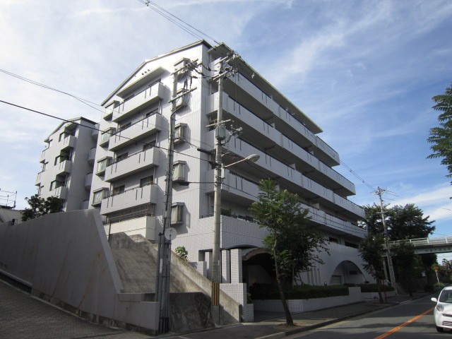セクレア新千里北町(404)