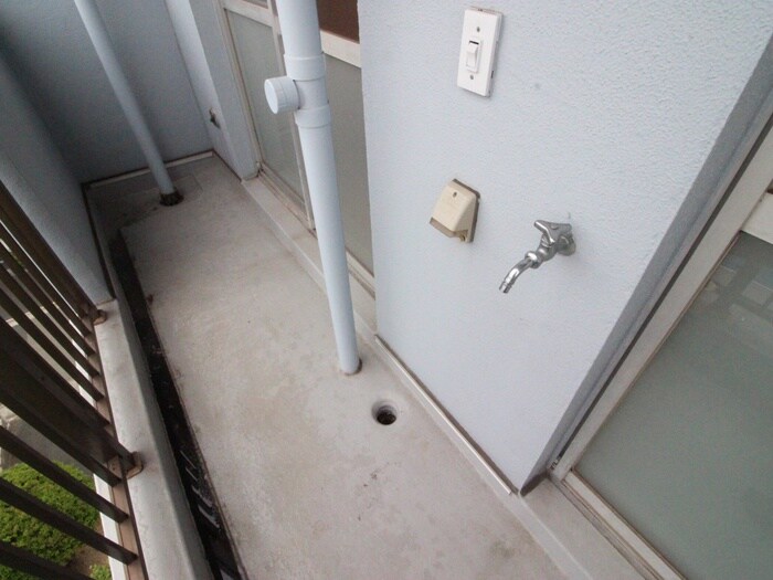 物件内観写真20　(洗濯機置場)