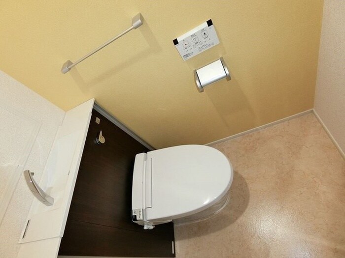 物件内観写真13　(トイレ)