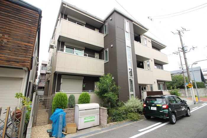 物件外観写真1　(外観写真)