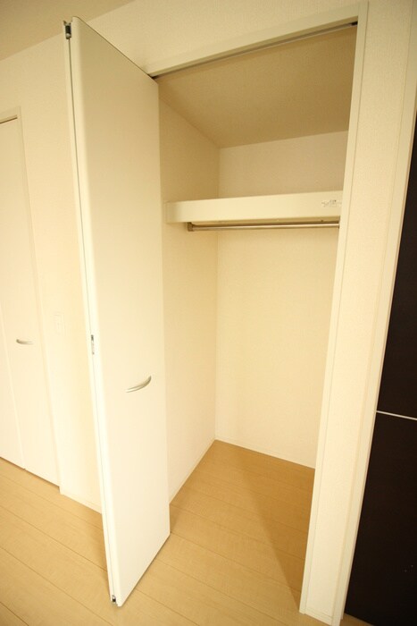 物件内観写真16　(収納)