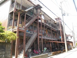 関西マンションＡ棟外観写真