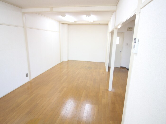 物件内観写真9　(居室)