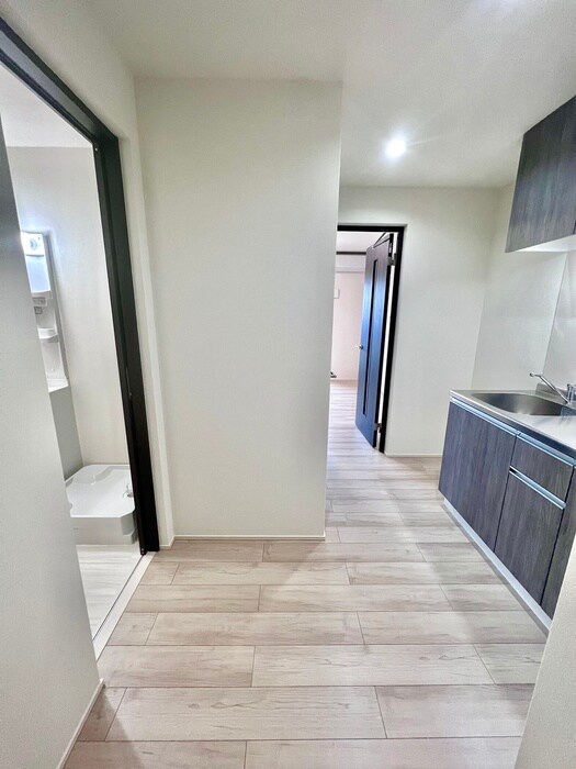 物件内観写真22　(廊下)