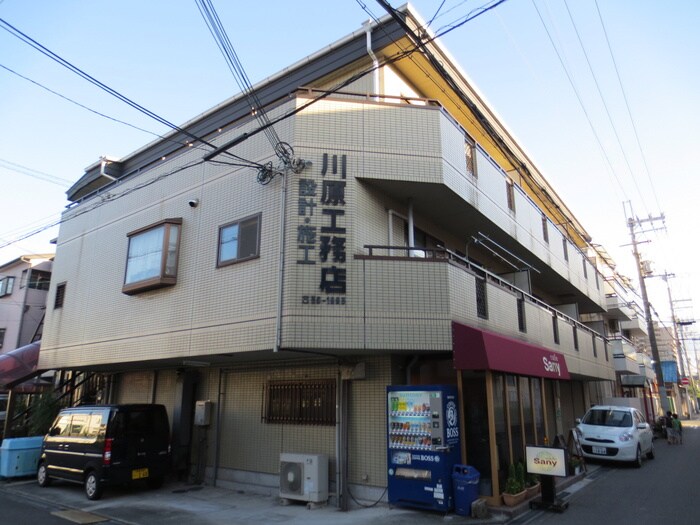 物件外観写真1　(外観写真)