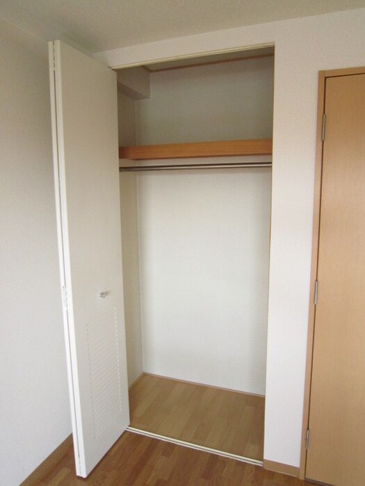 物件内観写真15　(収納)