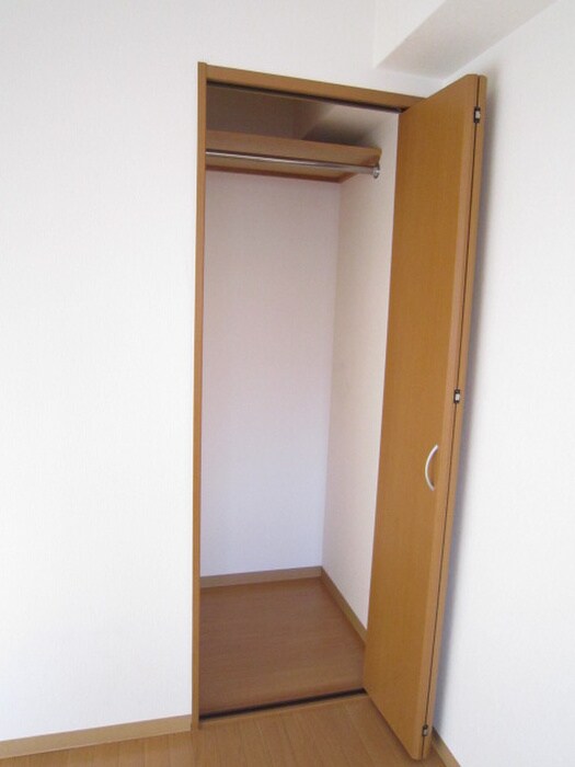 物件内観写真15　(収納)