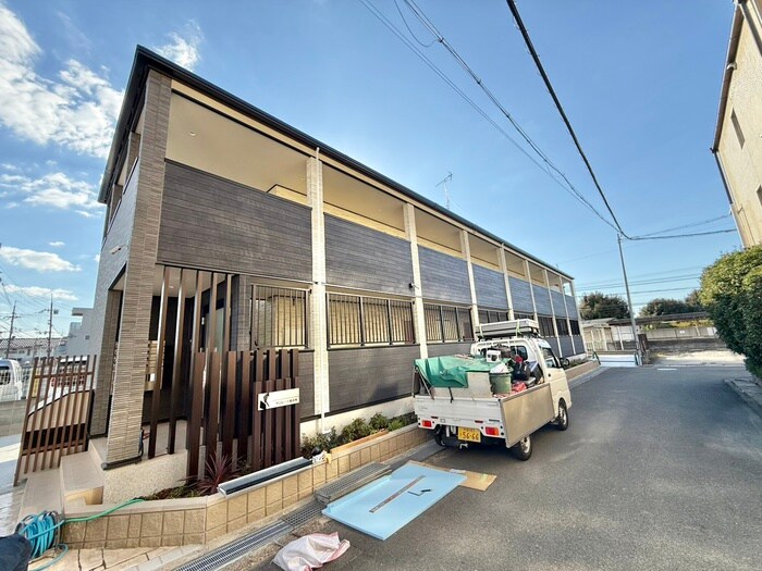 物件外観写真1　(外観写真)