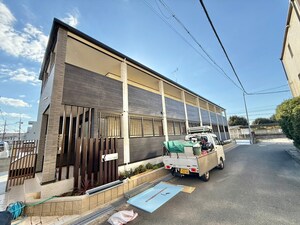 サンレーベ東垣外外観写真